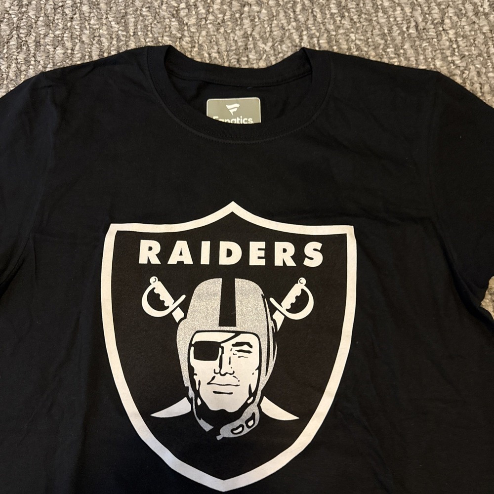 Fanatics Black Raiders T Shirt‎ #98 Maxx Crosby Size Small Short Sleeves NWT - Picture 3 of 5